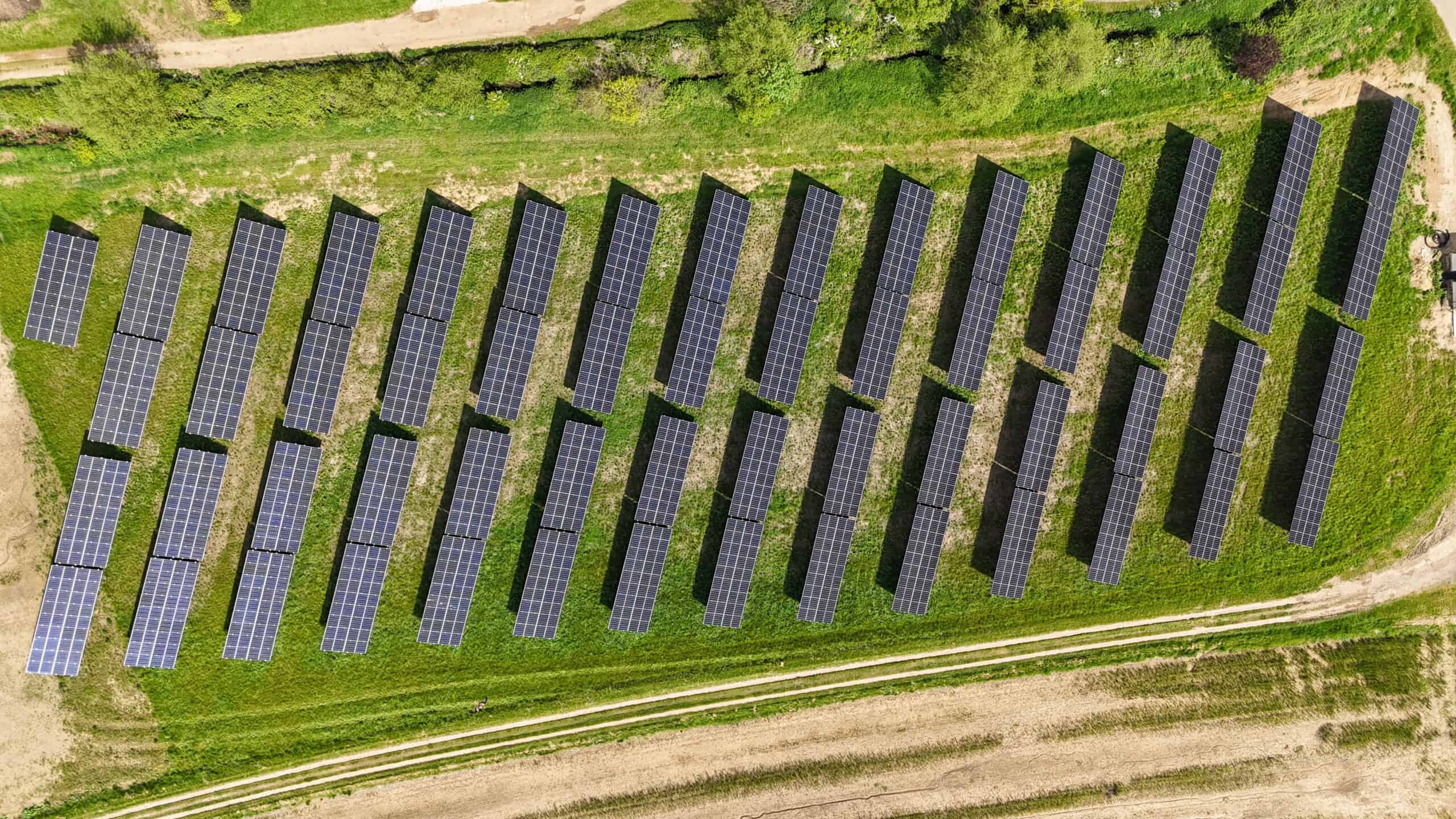 Leadenporch Ground Mount Solar Array with Battery Storage