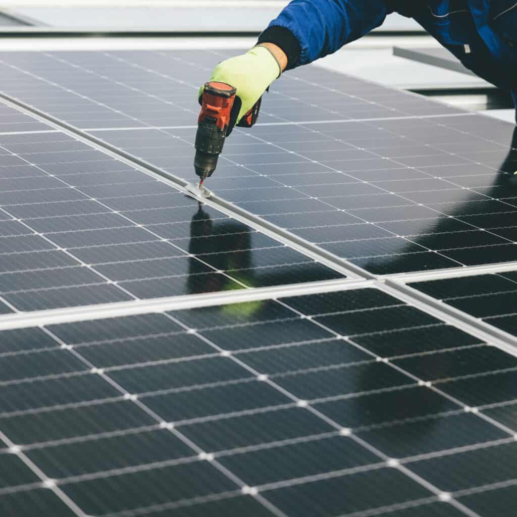Hybrid solar and battery system